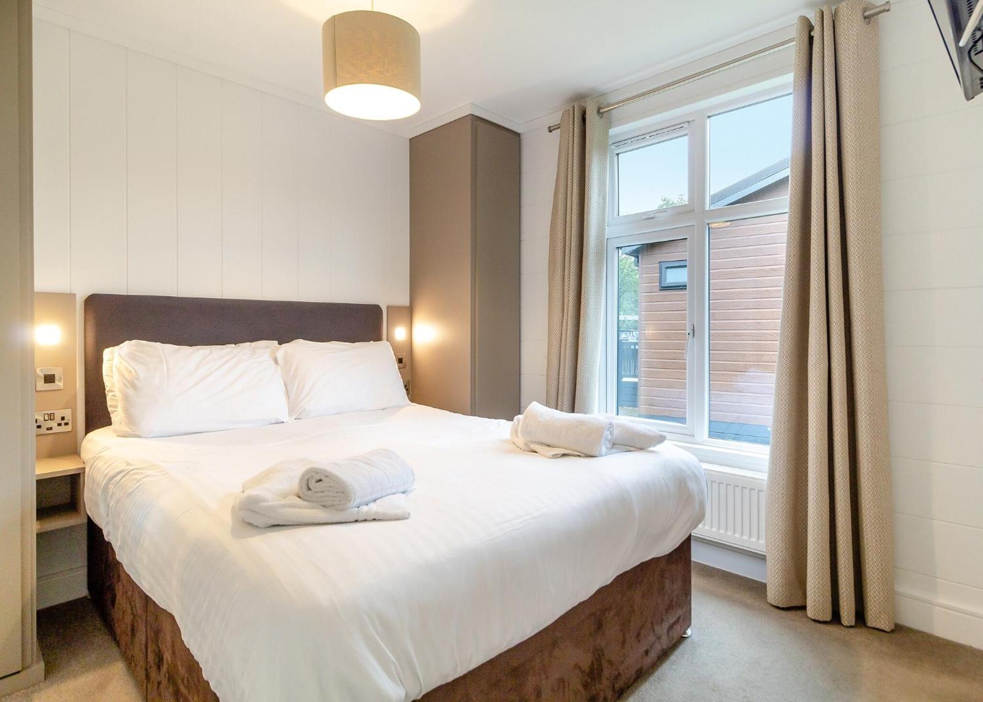 Norfolk Woods Resort And Spa Narborough  Oda fotoğraf