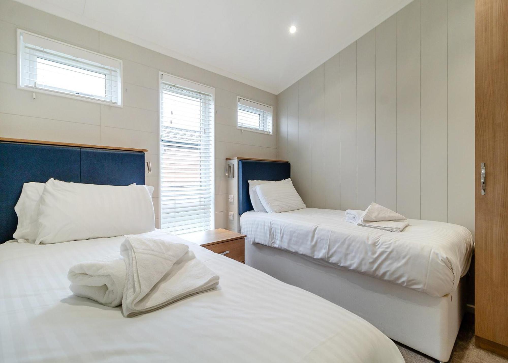 Norfolk Woods Resort And Spa Narborough  Dış mekan fotoğraf